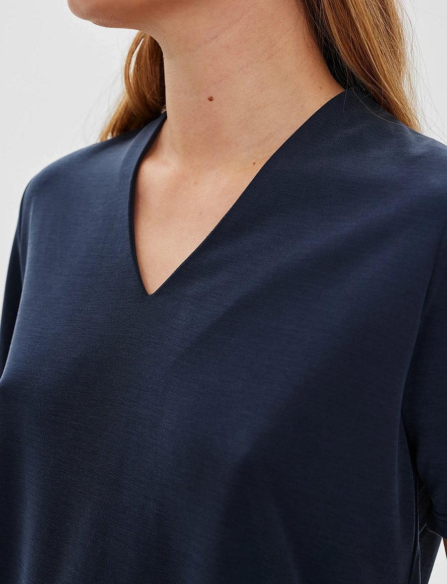 FREE/QUENT - Blouse from Freequent in a soft material. The blouse has a simple silhouette wit - t-shirts - salute - 3