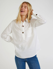 FREE/QUENT - FQFLYNN-SH - long-sleeved shirts - offwhite 11-4800 - 2