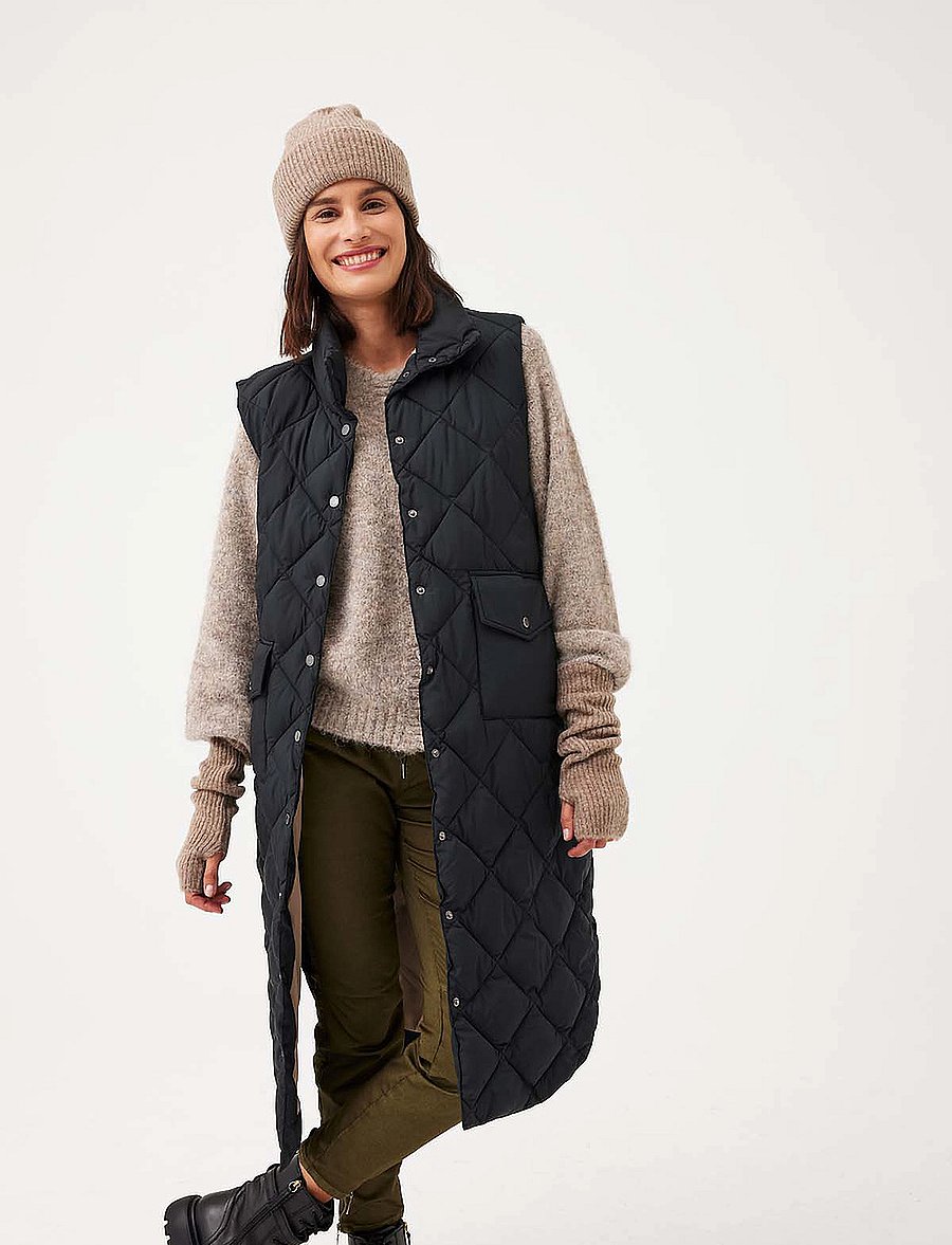FREE/QUENT - Knee-length quilted waistcoat - frühlingsjacken - black - 0