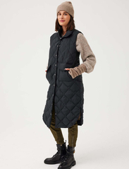 FREE/QUENT - FQOLGA-WA - quilted vests - black - 4