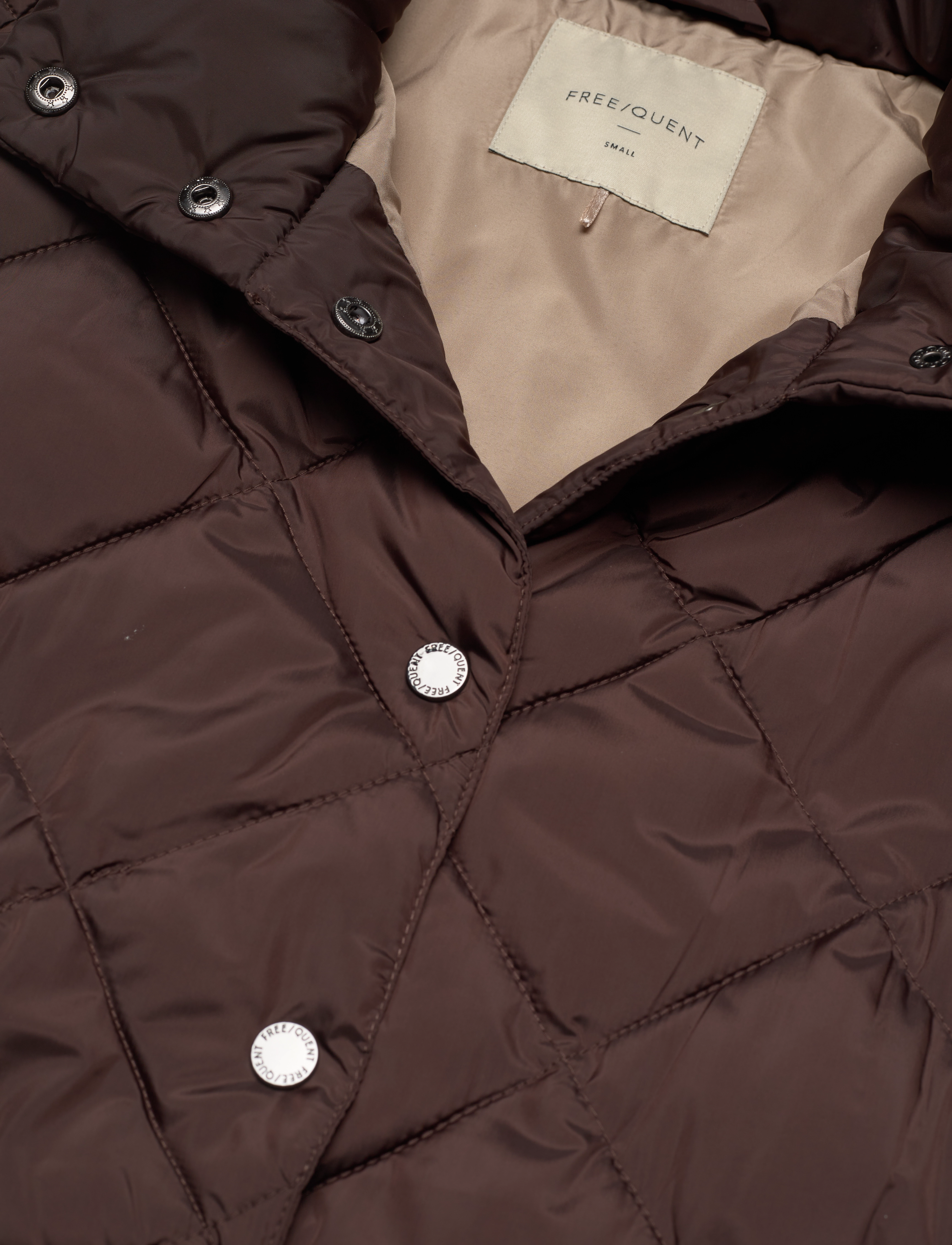 FREE/QUENT - Knee-length quilted waistcoat - dunveste - coffee bean - 2