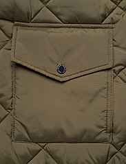 FREE/QUENT - FQOLGA-WA - quilted vests - olive night 19-0515 - 3