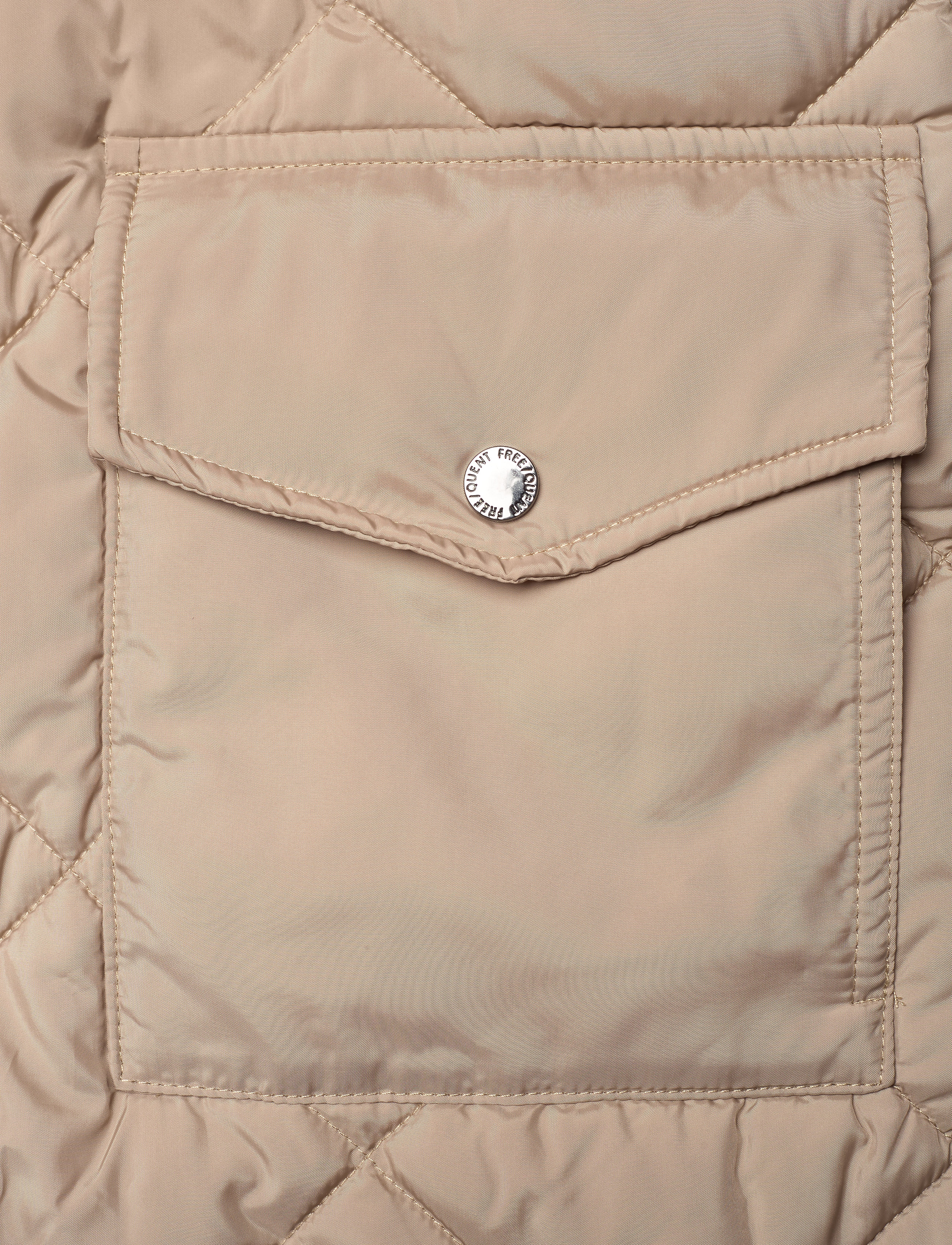 FREE/QUENT - Knee-length quilted waistcoat - vadderade västar - silver mink 17-1312 - 3