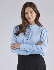 FREE/QUENT - FQAPRIL-SH - long-sleeved blouses - chambray blue - 2