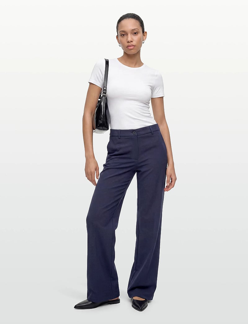 FREE/QUENT - FQNANNI-PANTS - vida byxor - navy blazer - 0