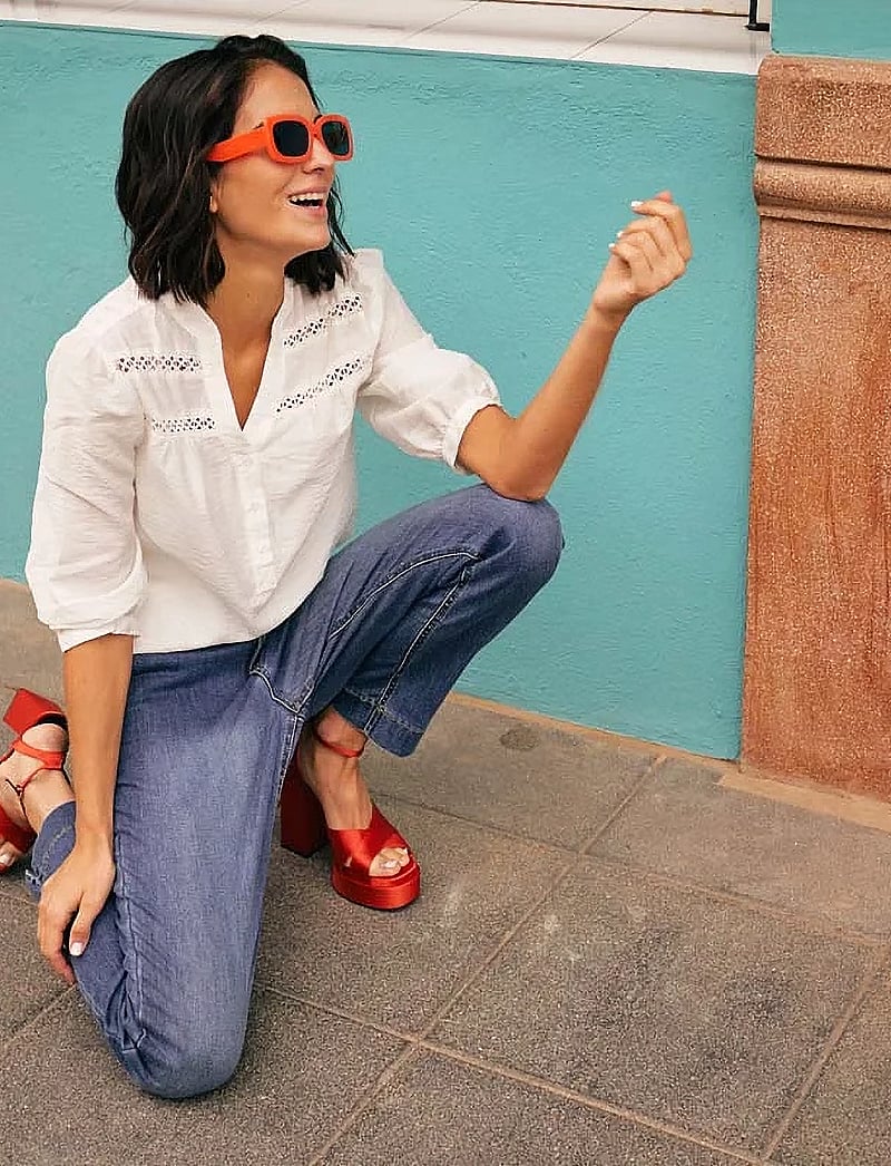 FREE/QUENT - Blouse from Freequent in a light material with a fine hole pattern on the front. - star off-white - 0