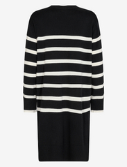 FREE/QUENT - FQMONDAY-DRESS - knitted dresses - black w. off-white - 2