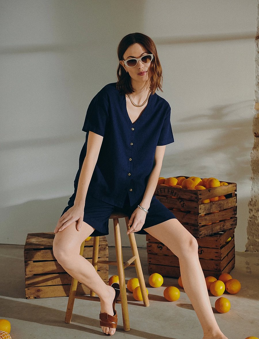 FREE/QUENT - FQLAVA-SHORTS - linased lühikesed püksid - navy blazer - 0