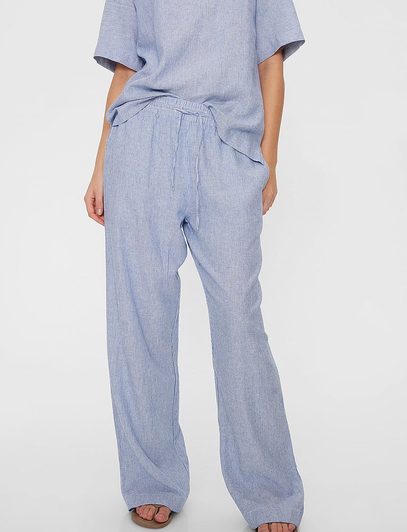 FREE/QUENT - FQLAVA-PANTS - hørbukser - off-white w. nebulas blue - 0