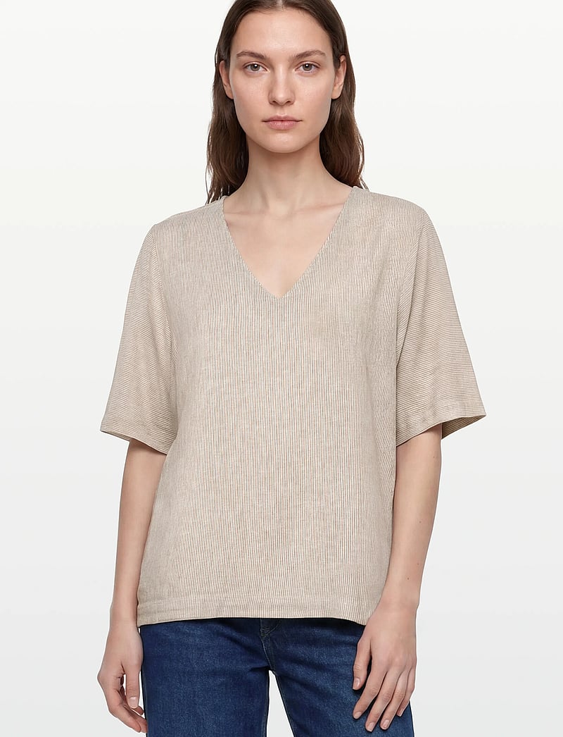 FREE/QUENT - FQLAVA-BLOUSE - kortærmede bluser - silver mink w. star off-white - 3