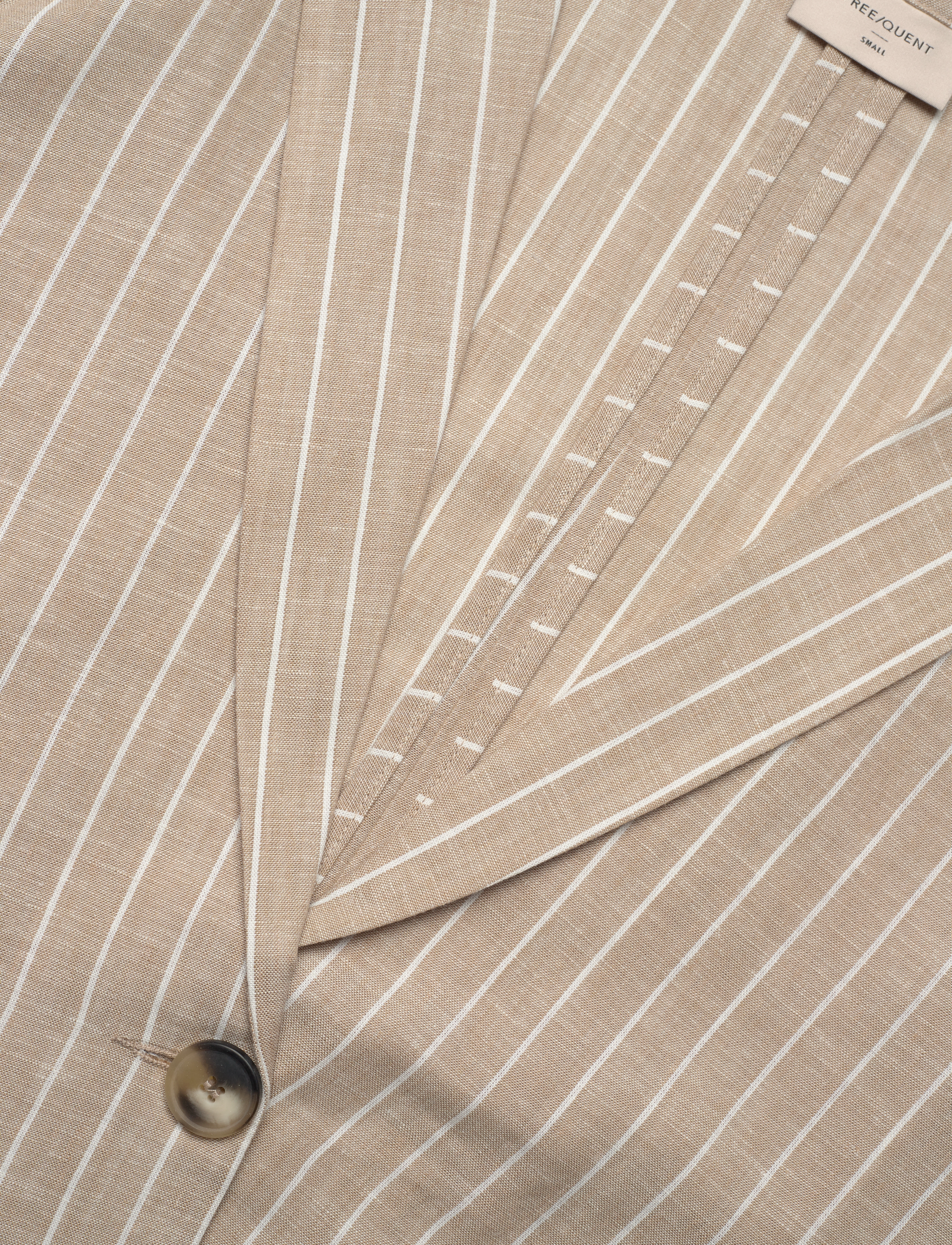 FREE/QUENT - FQLAVEGA-JACKET - peoriided outlet-hindadega - sand mel w. star off-white - 3