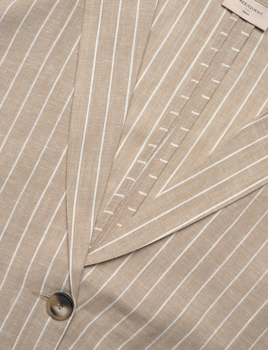 FREE/QUENT - FQLAVEGA-JACKET - oversize blazer - sand mel w. star off-white - 3