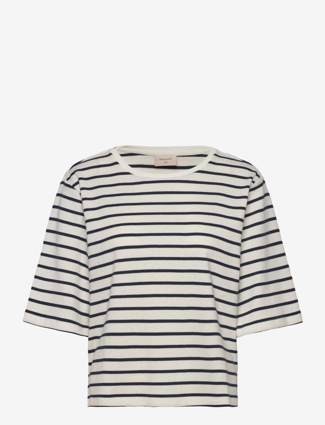 FREE/QUENT - T-shirt  - t-shirts - star off-white w. navy blazer - 1