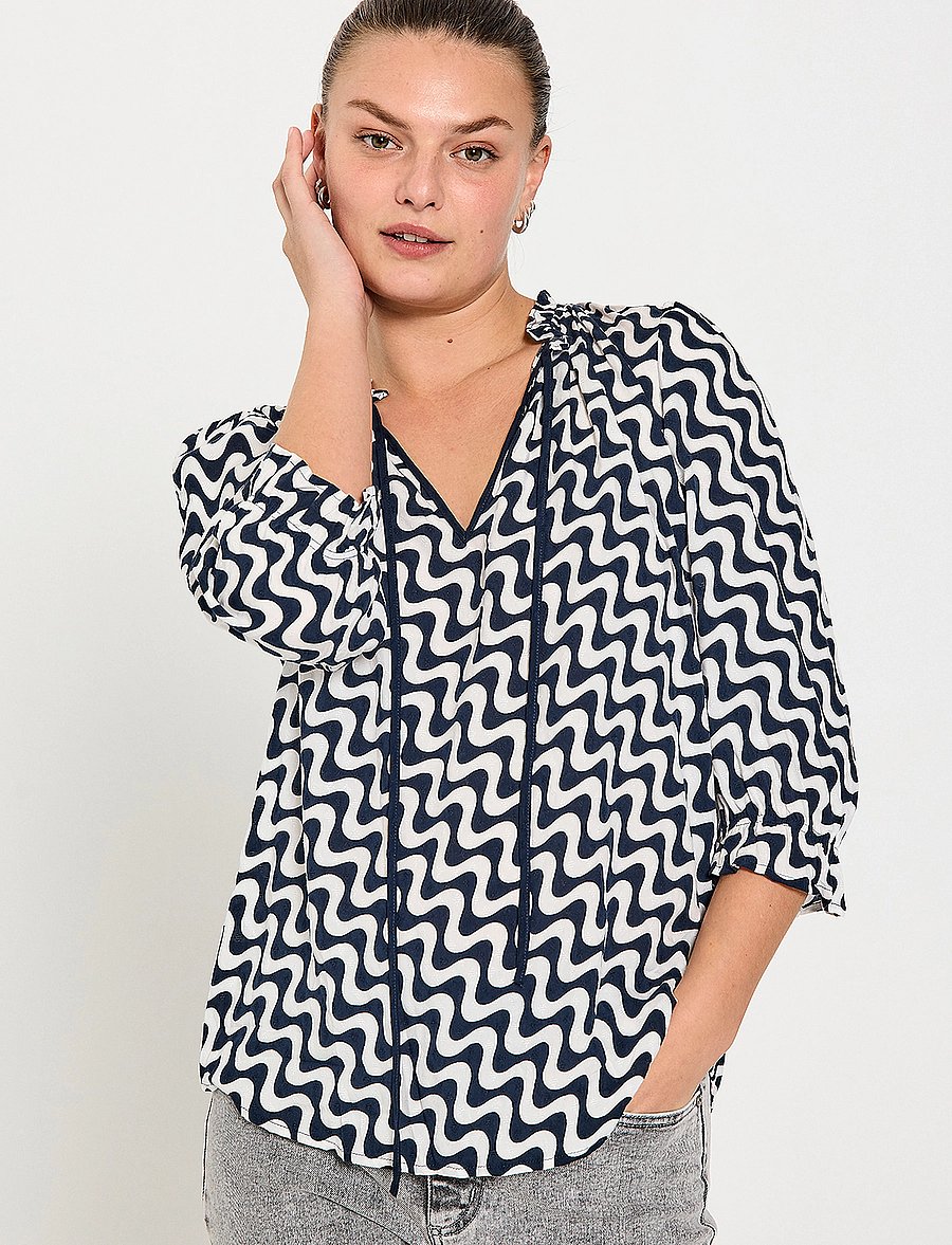 FREE/QUENT - Blouse - lühikeste varrukatega pluusid - star off-white w. navy blazer - 0
