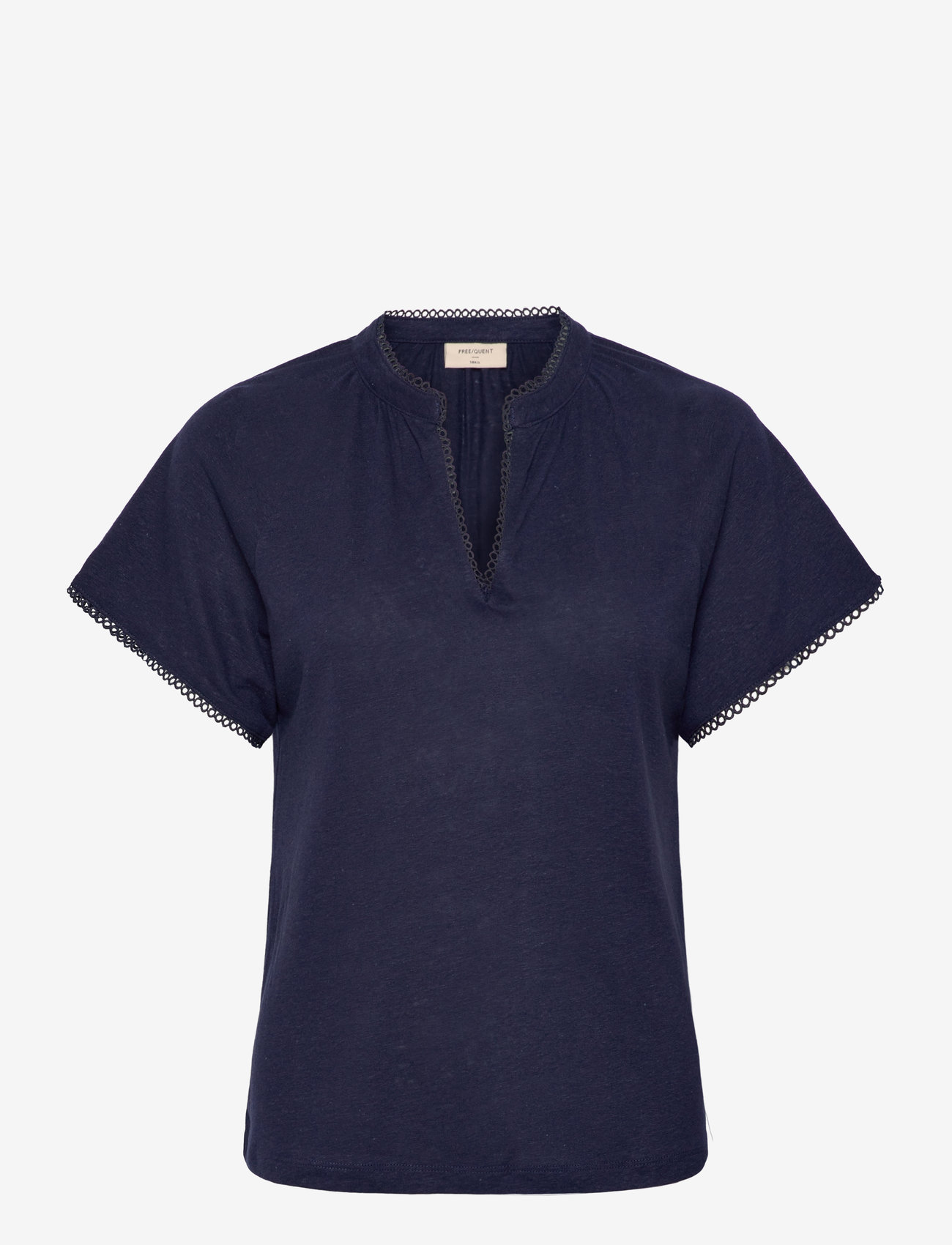 FREE/QUENT - T-shirt from Freequent in a soft linen material. The T-shirt has fine back pleat - t-shirty - navy blazer - 0
