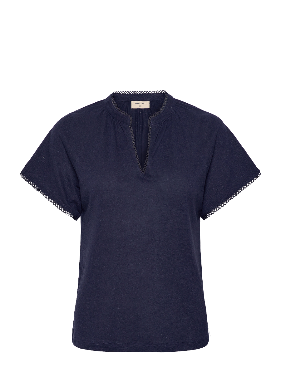 FREE/QUENT - T-shirt from Freequent in a soft linen material. The T-shirt has fine back pleat - navy blazer - 0