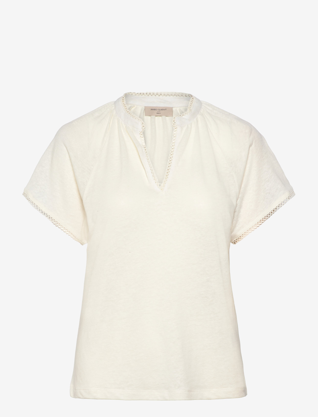 FREE/QUENT - T-shirt from Freequent in a soft linen material. The T-shirt has fine back pleat - t-shirts - star off-white - 0