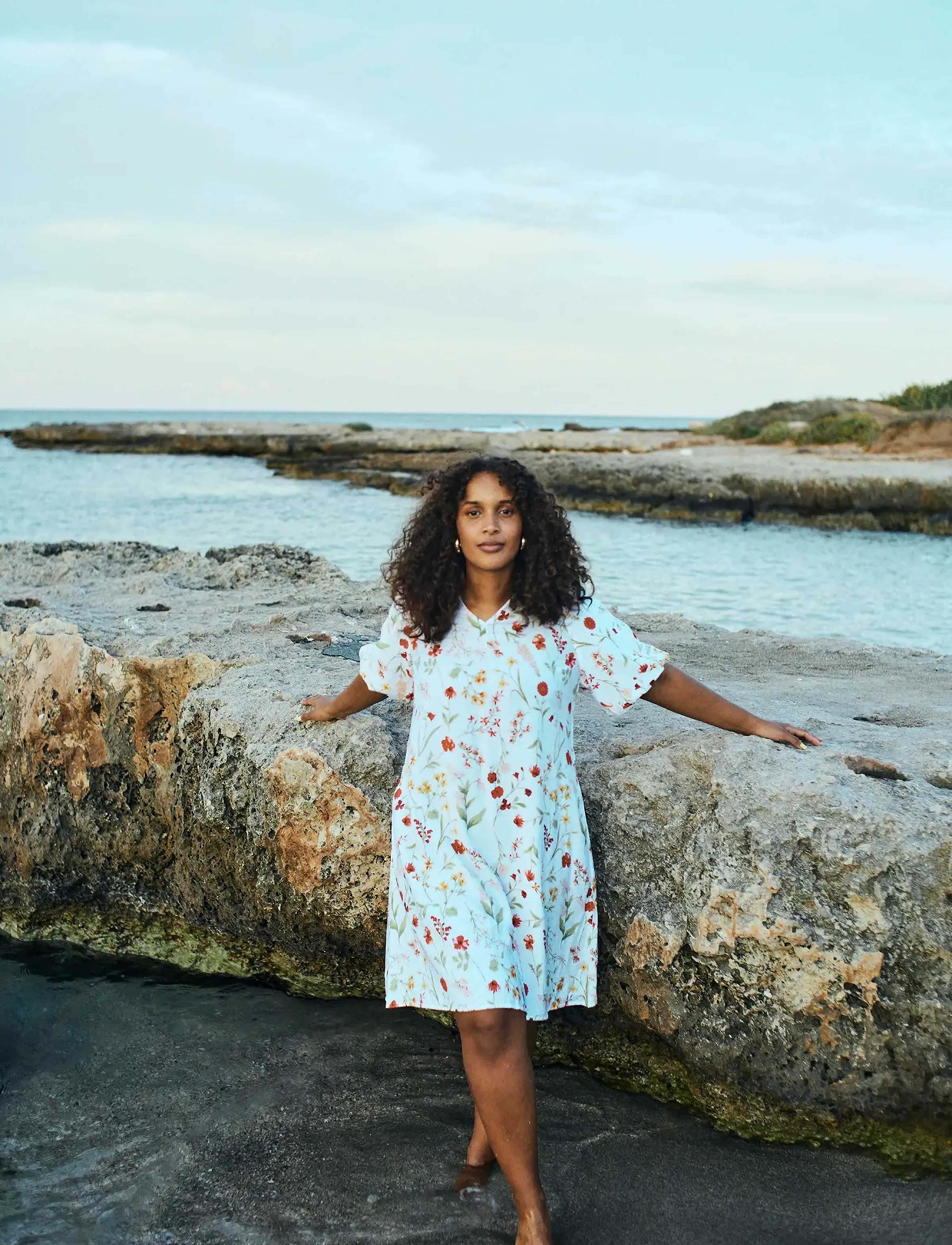 FREE/QUENT - Dress  - brilliant white w. hot coral - 3