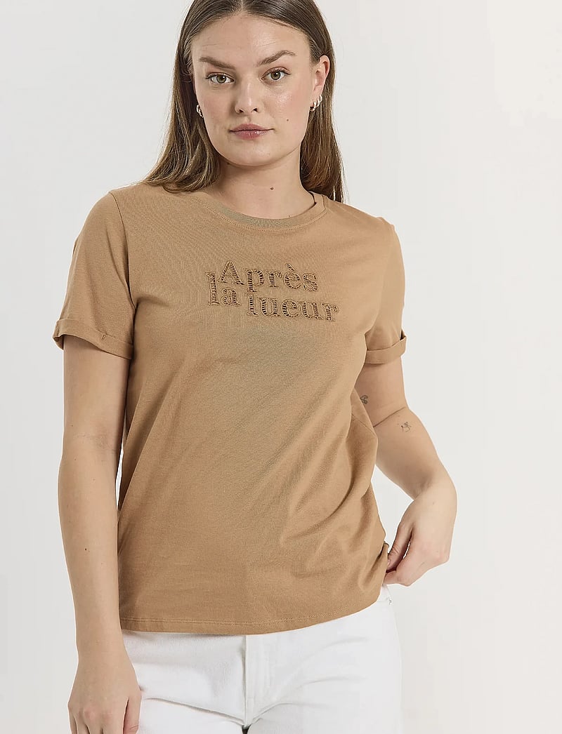 FREE/QUENT - T-shirt - t-shirts - burro - 0