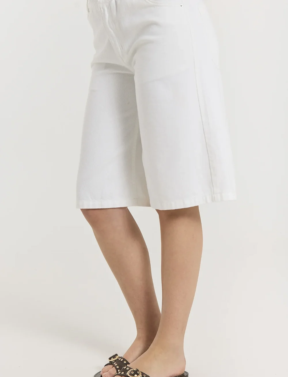 FREE/QUENT - Shorts  - lühikesed teksapüksid - brilliant white - 3