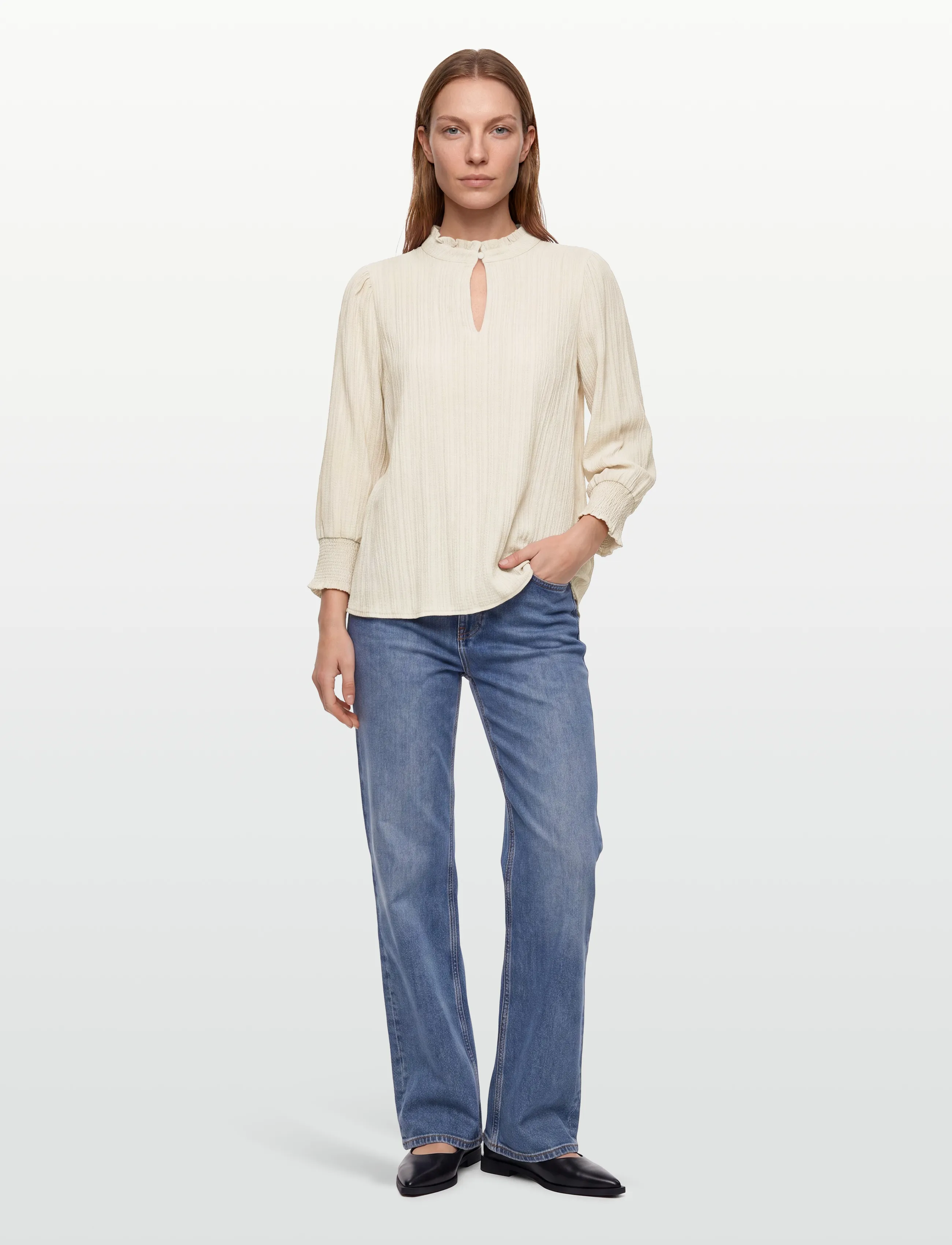 FREE/QUENT Blouse from Freequent in a light material of recycled polyester with a fine text - Blusen - MOONBEAM / cream