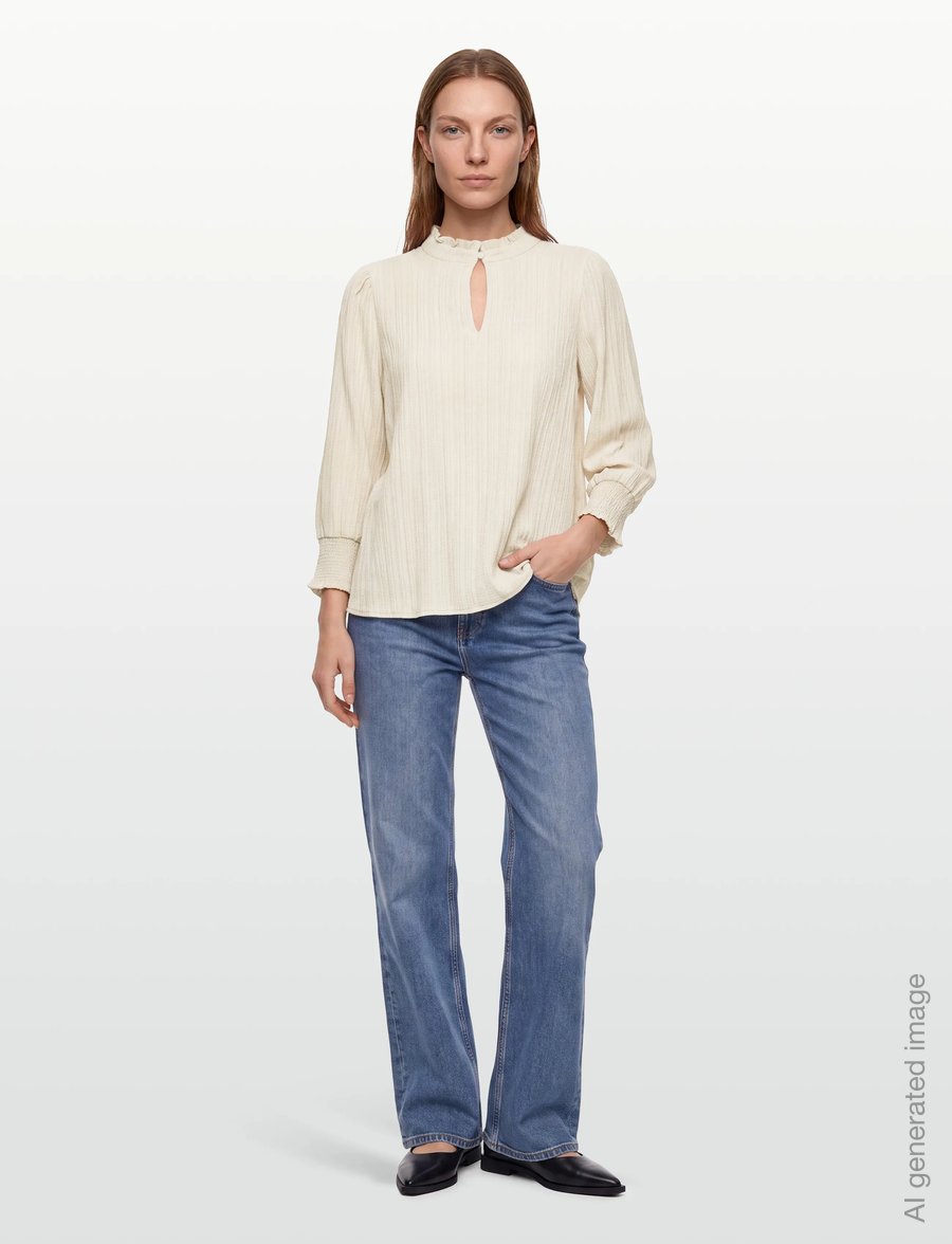 FREE/QUENT - Blouse from Freequent in a light material of recycled polyester with a fine text - langärmelige blusen - moonbeam - 0