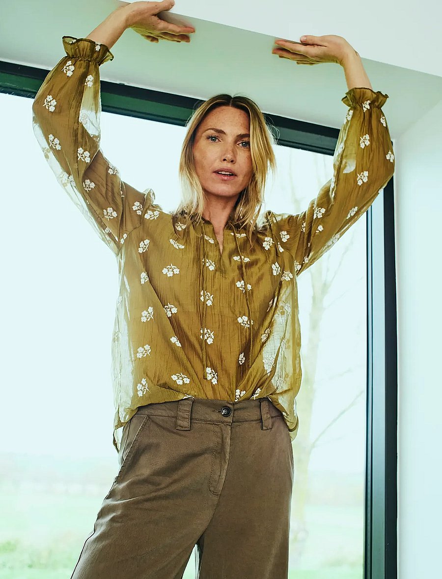 FREE/QUENT - Blouse from Freequent in a light material with allover floral embroidery. In add - long sleeved blouses - antique bronze w. moonbeam - 0