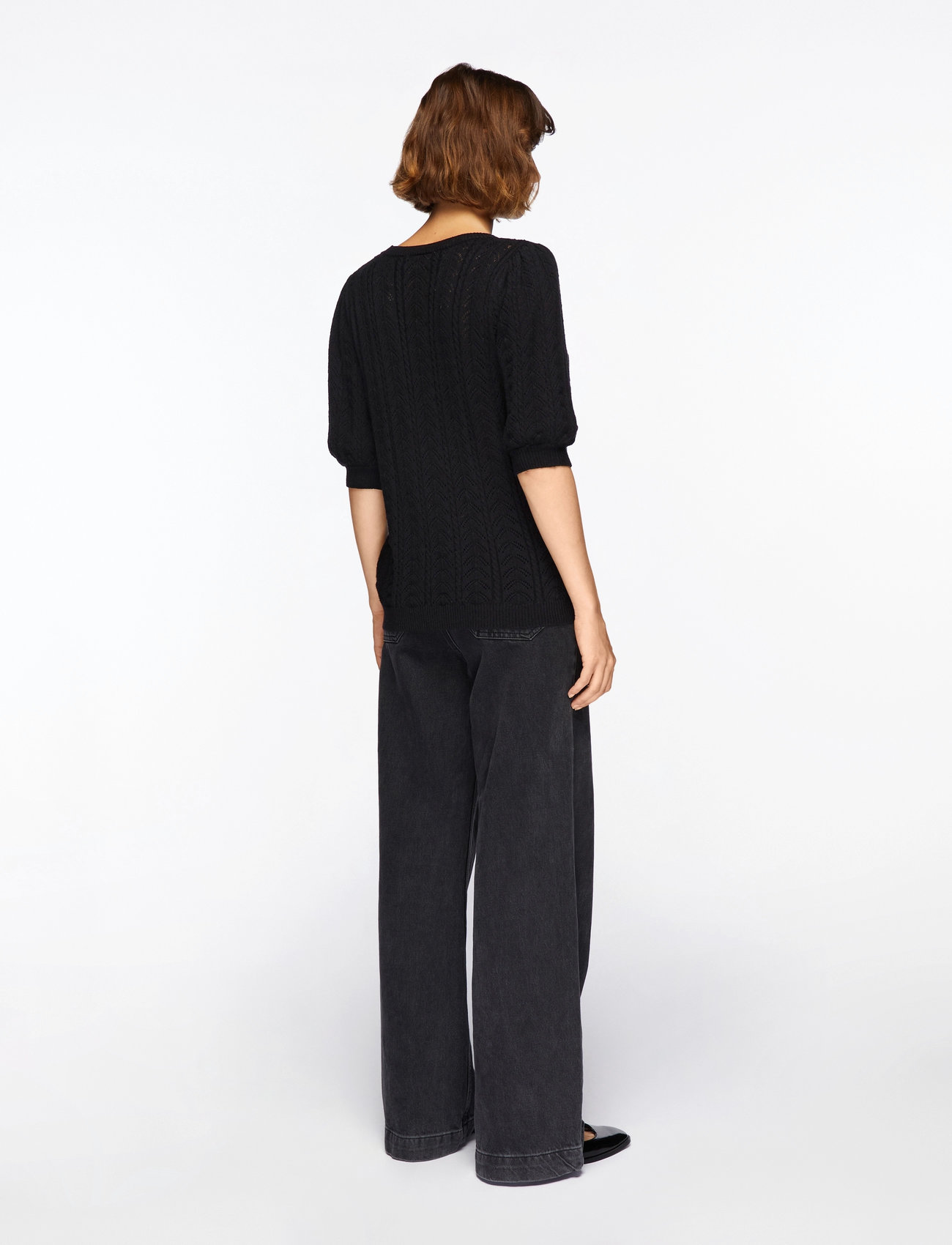 FREE/QUENT - Pullover from Freequent in a super soft material with an elegant hole pattern. T - kortærmede bluser - black - 4