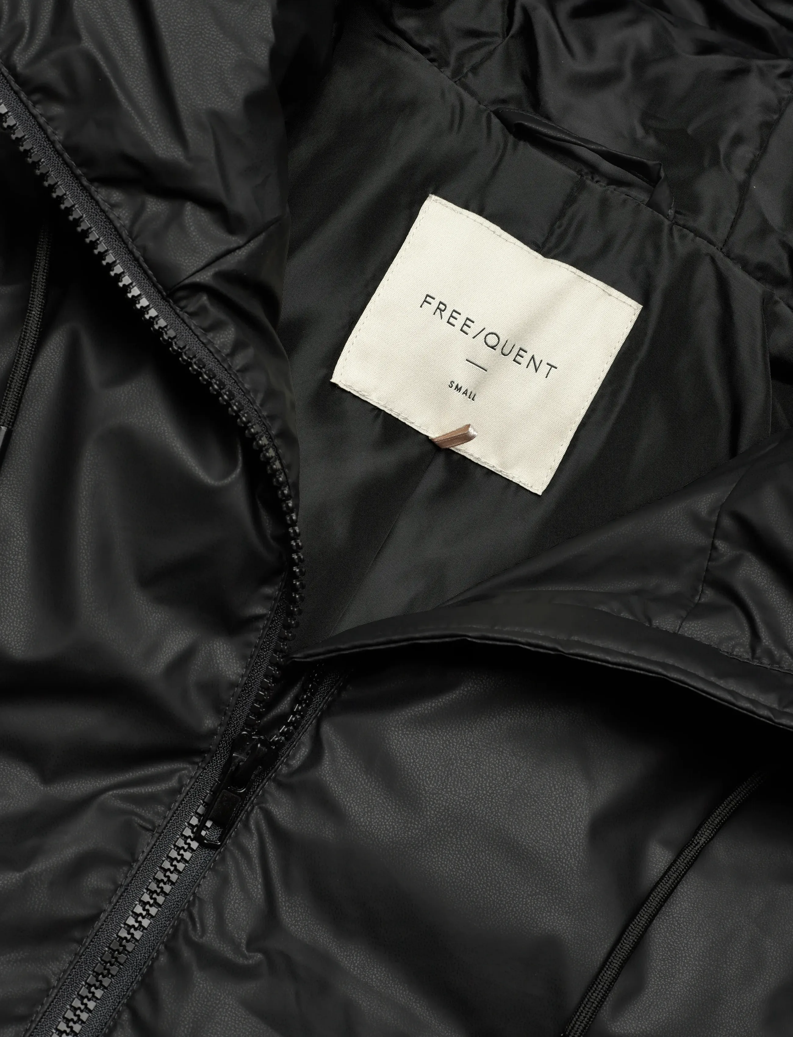 FREE/QUENT - Long jacket from Freequent in a matte, coated material with a heavy, insulating - black - 2