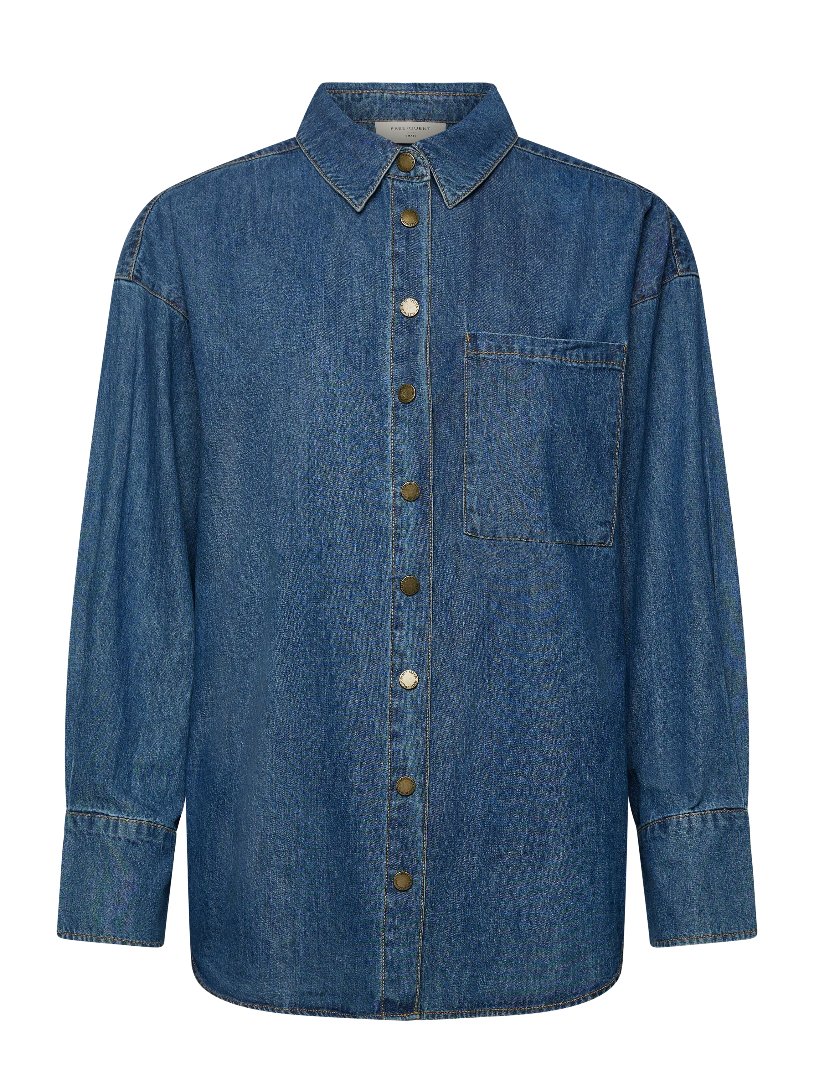 FREE/QUENT Shirt from Freequent in a soft denim material. The shirt has a simple silhouette - Tøj - MEDIUM BLUE DENIM / blue