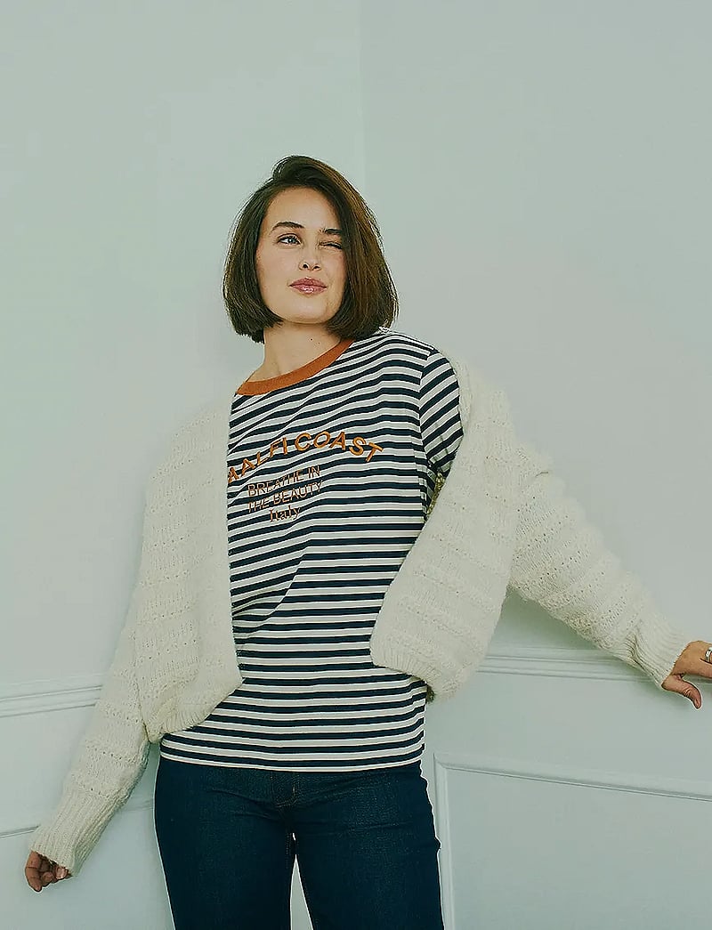 FREE/QUENT - FQJEMMA- TEE - langærmede toppe - salute w. moonbeam - 2