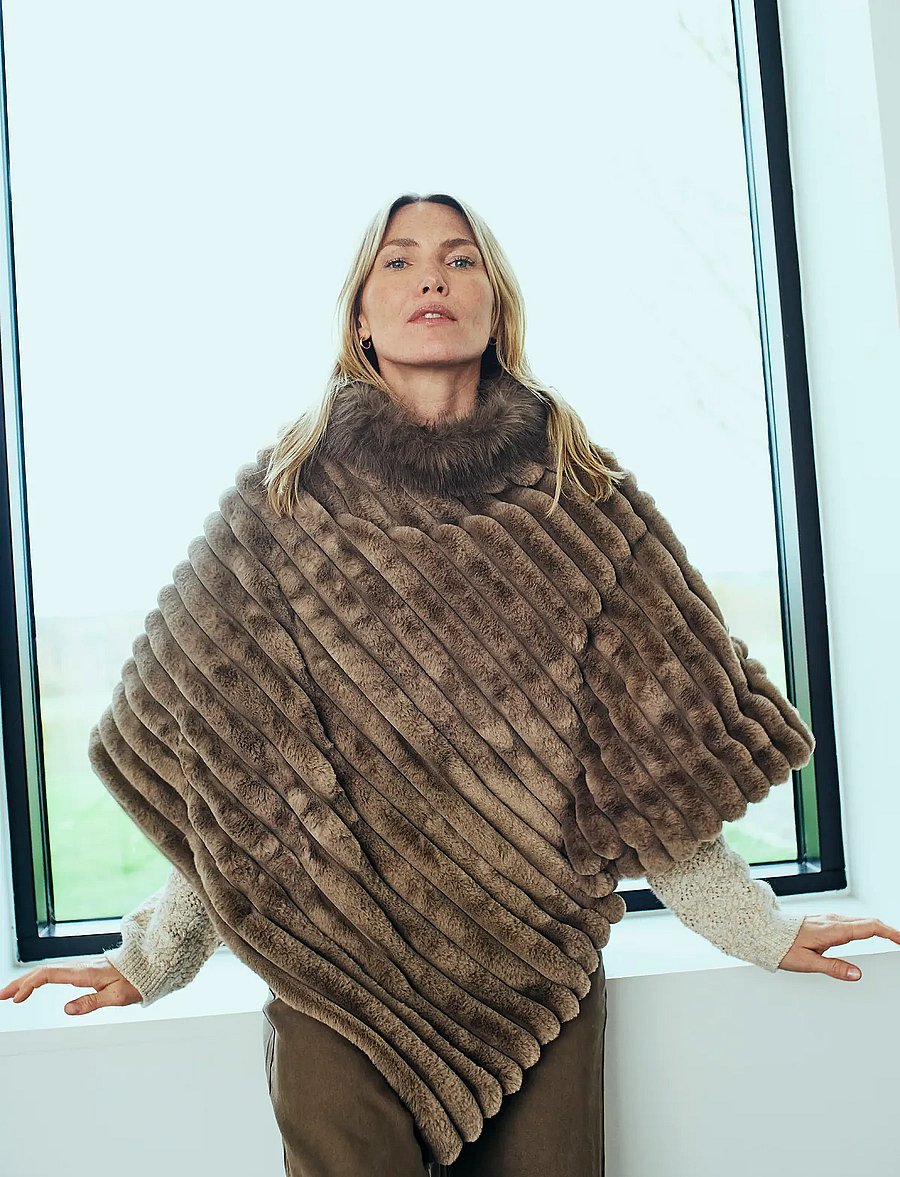 FREE/QUENT - Cape from Freequent - faux fur - desert taupe w. morel - 0