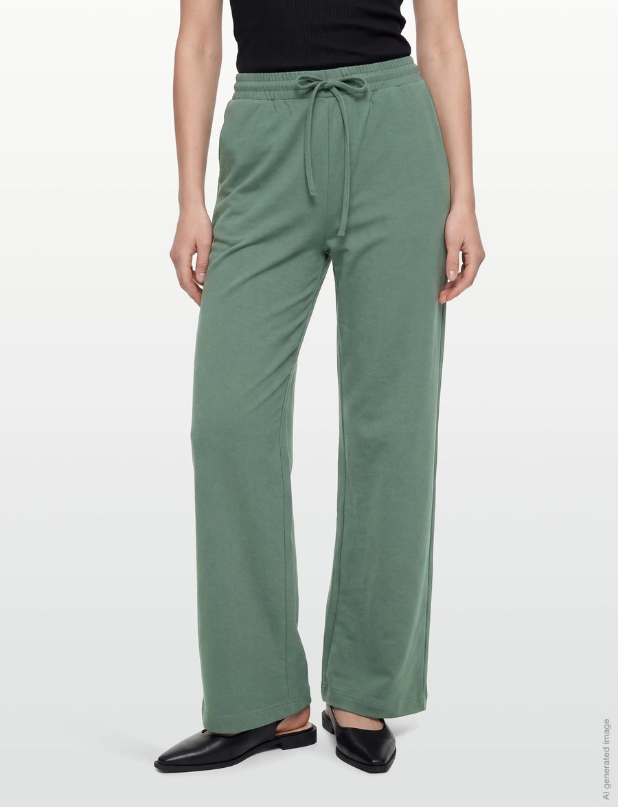 FREE/QUENT - FQNANNI-PANTS - hosen mit weitem bein - dark forest - 3