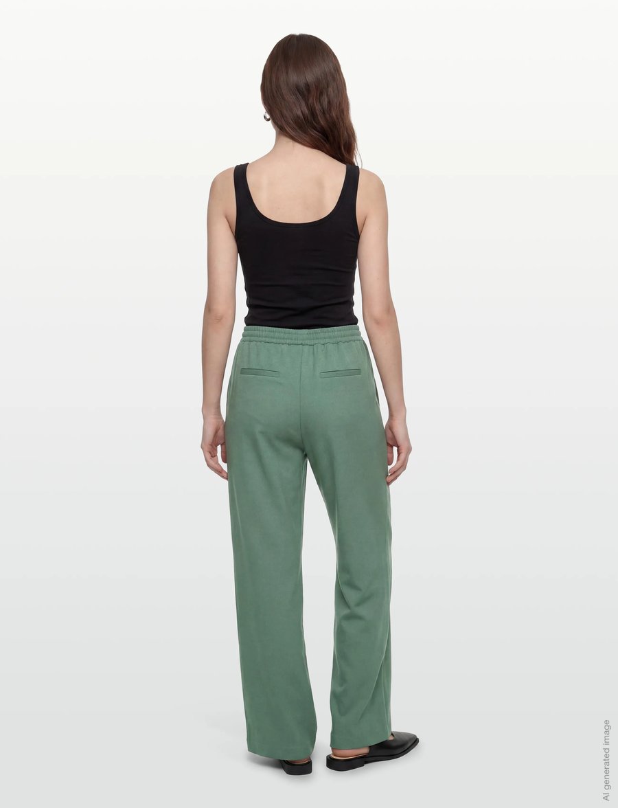 FREE/QUENT - FQNANNI-PANTS - hosen mit weitem bein - dark forest - 4