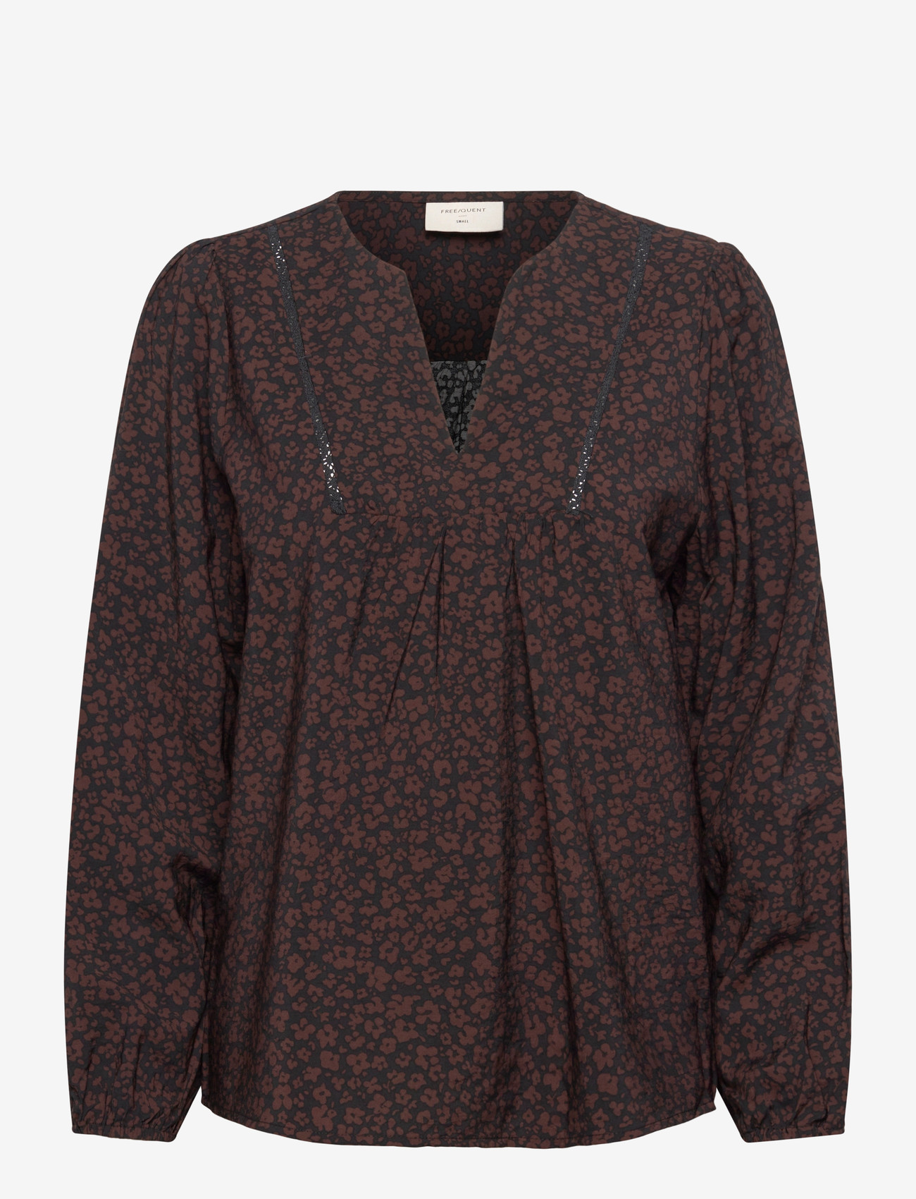 FREE/QUENT - Blouse from Freequent in a light material with allover print. The blouse is simp - langærmede bluser - black w. coffee bean - 0