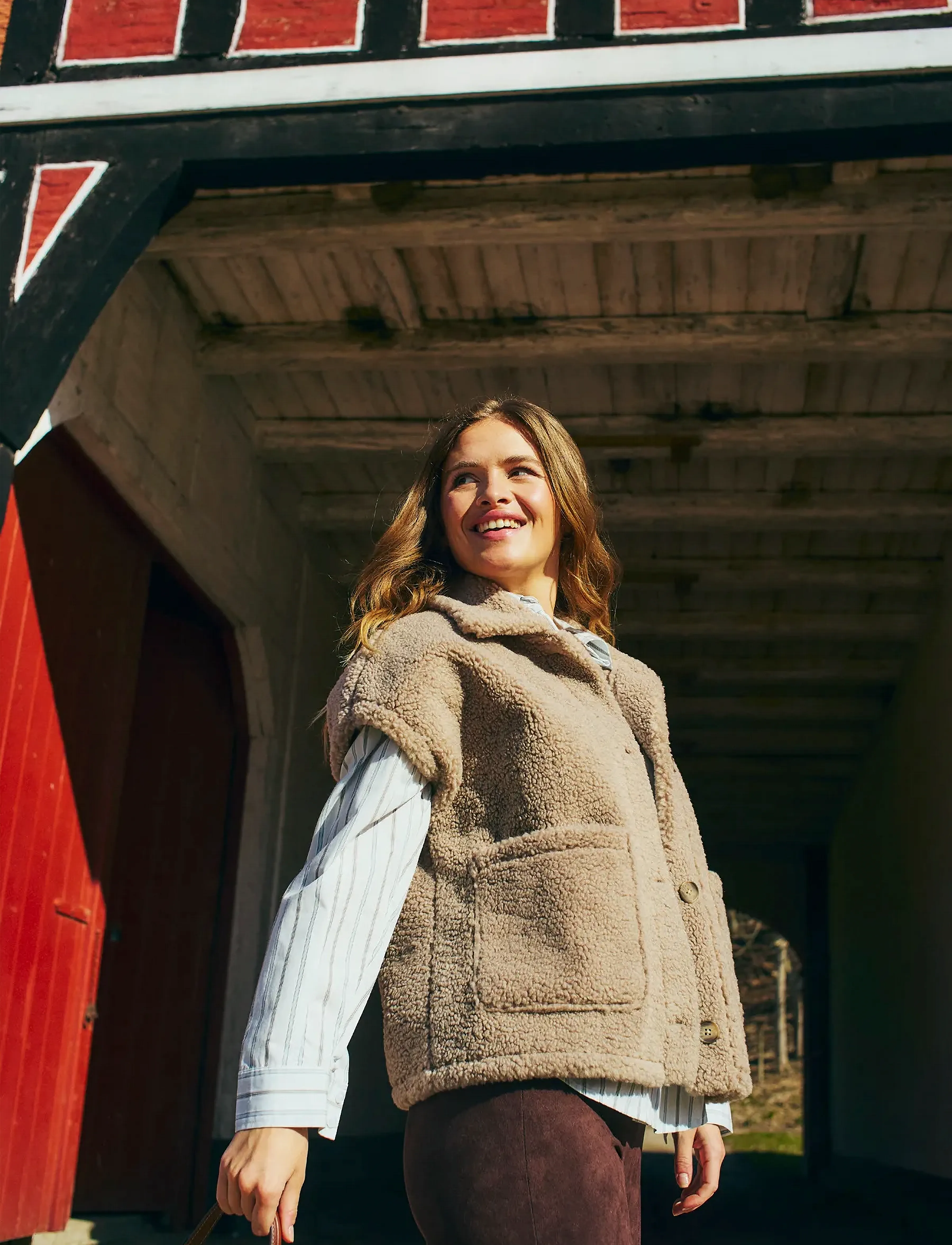 FREE/QUENT - Waistcoat  - kevadjoped - simply taupe - 3