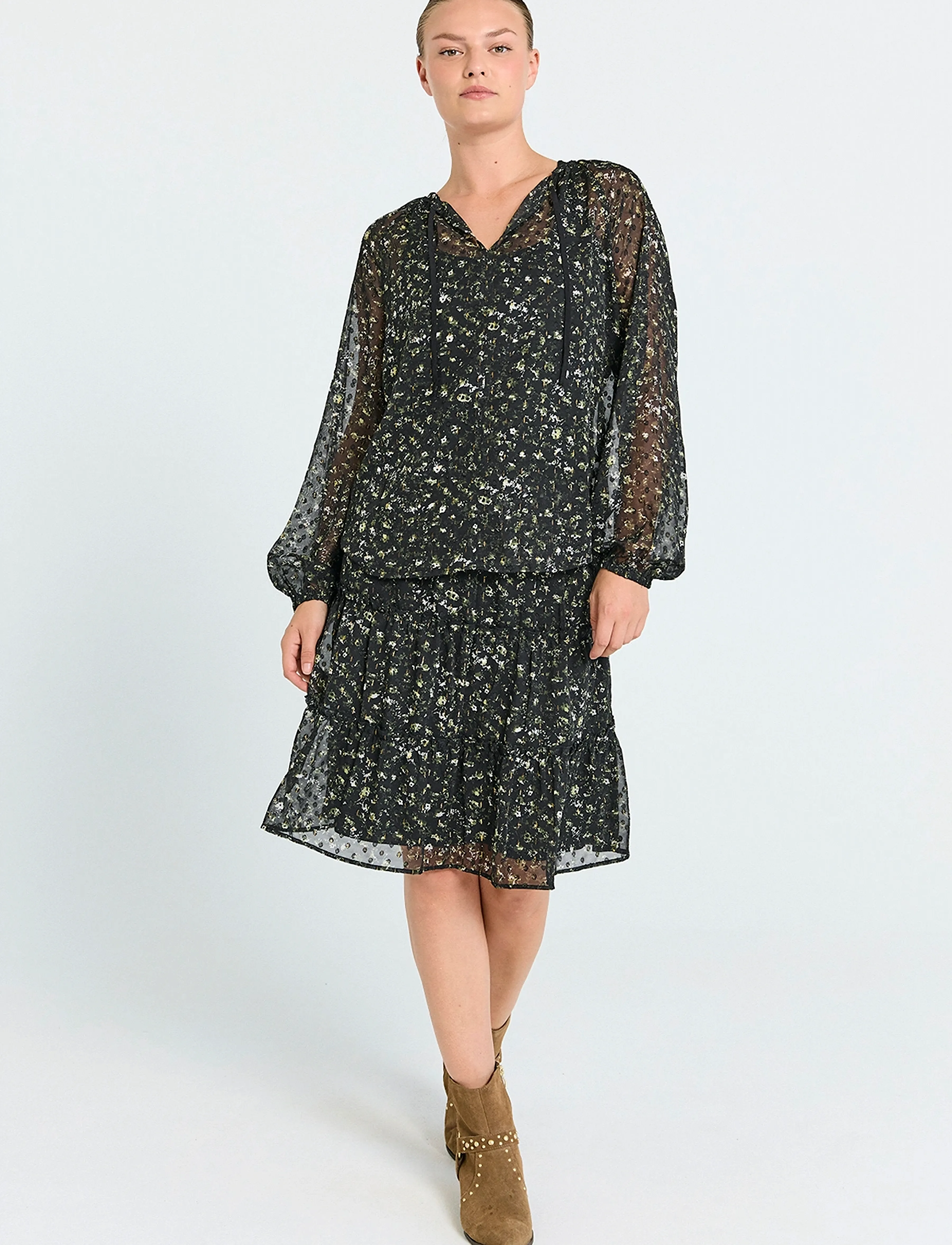 FREE/QUENT Fqsanda-Blouse, Kvinder, Bindebåndshals Bluse, Sort, Str: L
