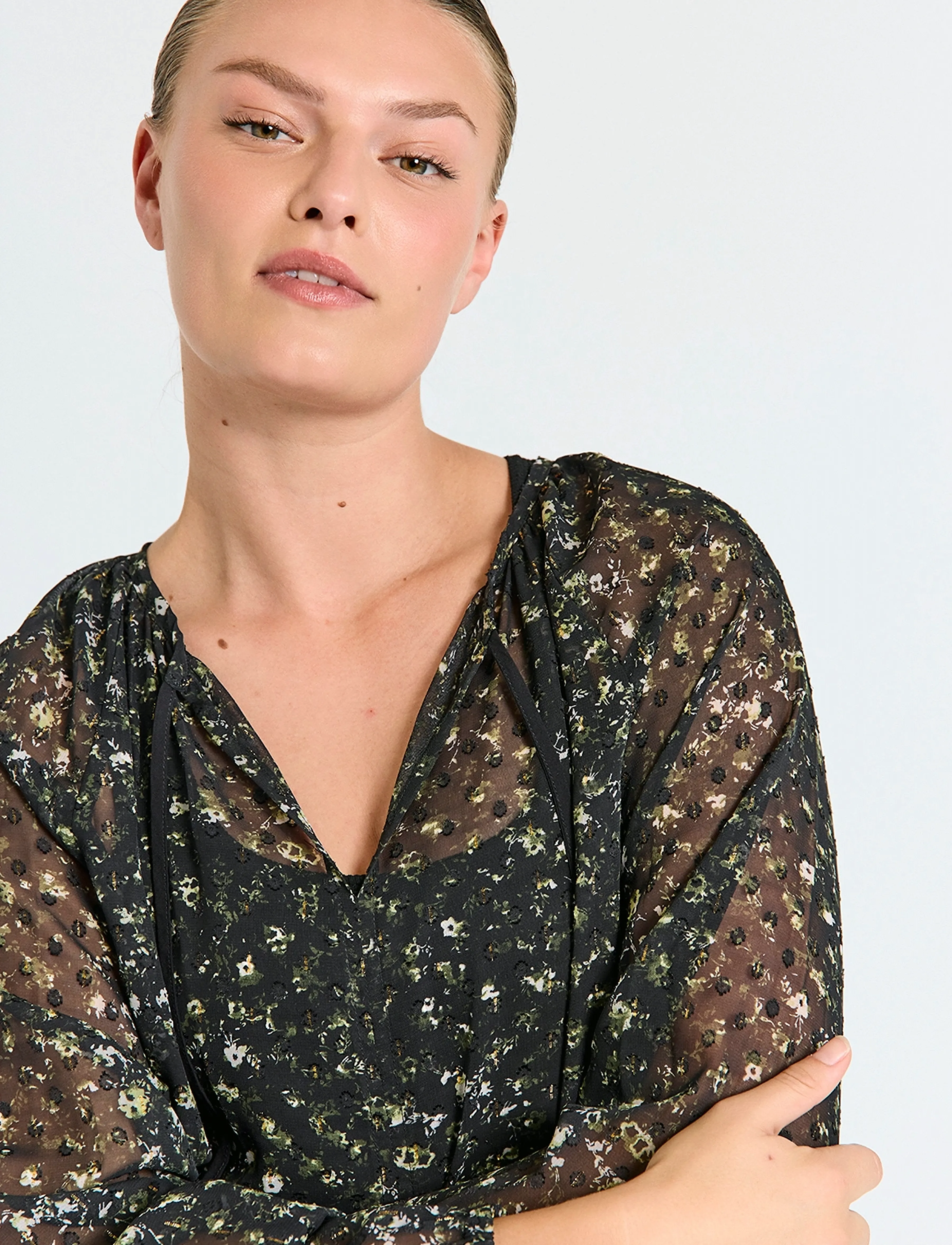 FREE/QUENT - FQSANDA-BLOUSE - langärmlige blusen - black w. kombu green - 4