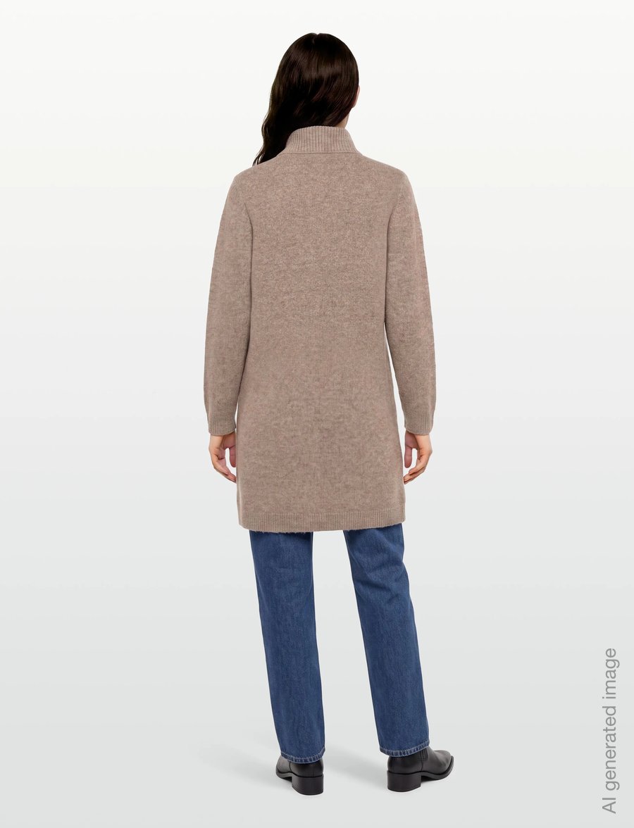 FREE/QUENT - Dress from Freequent in a soft, fine-knit material. The dress has long sleeves, - knitted dresses - desert taupe mel w pale m mel - 4