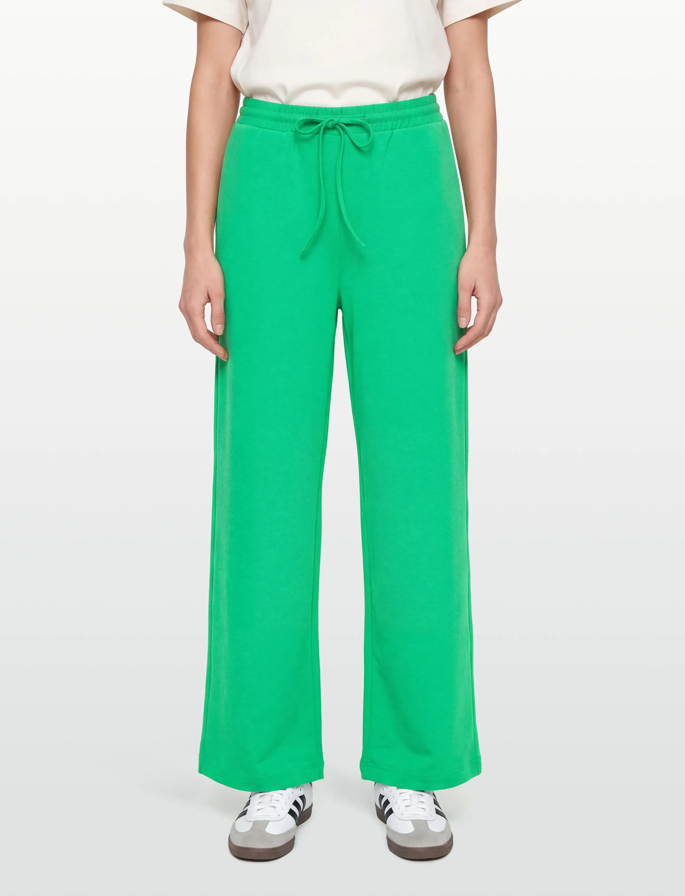 FREE/QUENT - FQNANNI-PANTS - hosen mit weitem bein - bright green - 3
