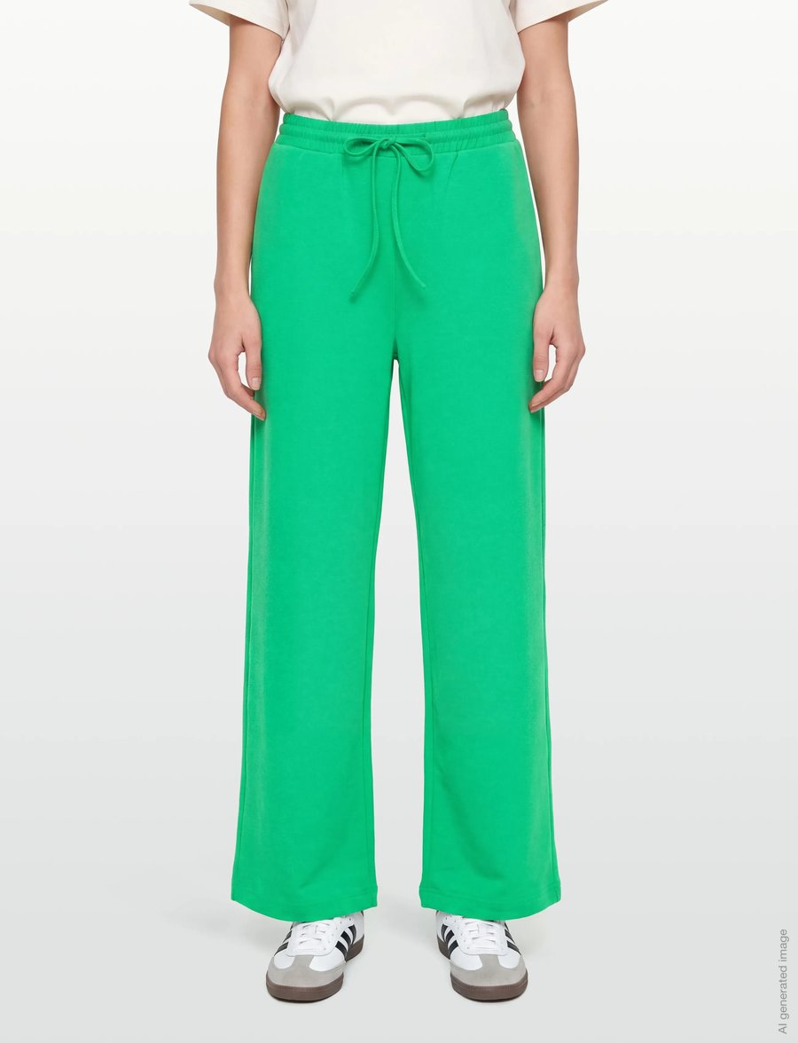 FREE/QUENT - FQNANNI-PANTS - hosen mit weitem bein - bright green - 3