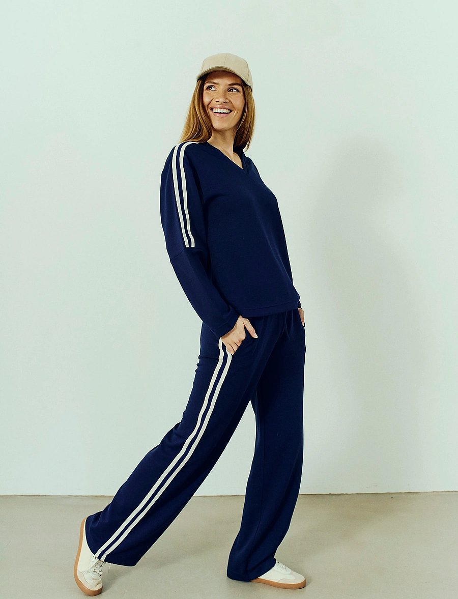 FREE/QUENT - FQLUCINDA-PULLOVER - striktrøjer - navy blazer w. star off-white - 0
