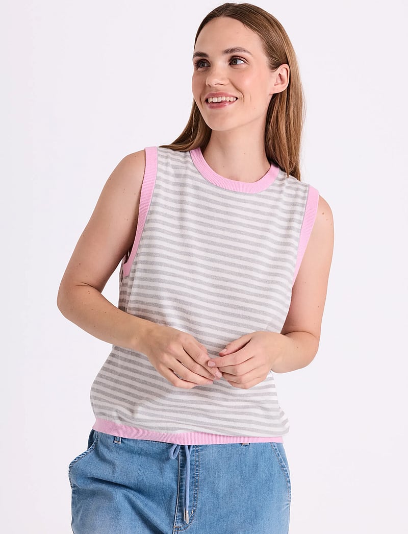 FREE/QUENT - FQZANTI-TOP - topi bez piedurknēm - star off-white w. sweet lilac - 3