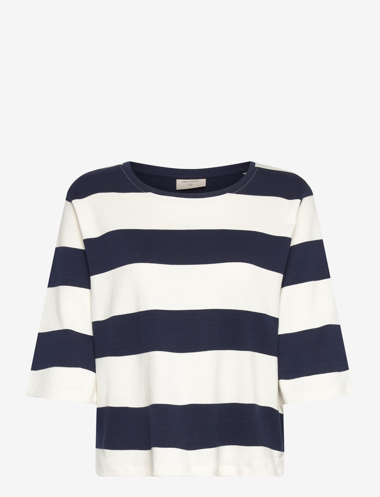 FREE/QUENT - FQFAMILA-TEE - t-shirts - star off-white w. navy blazer - 1