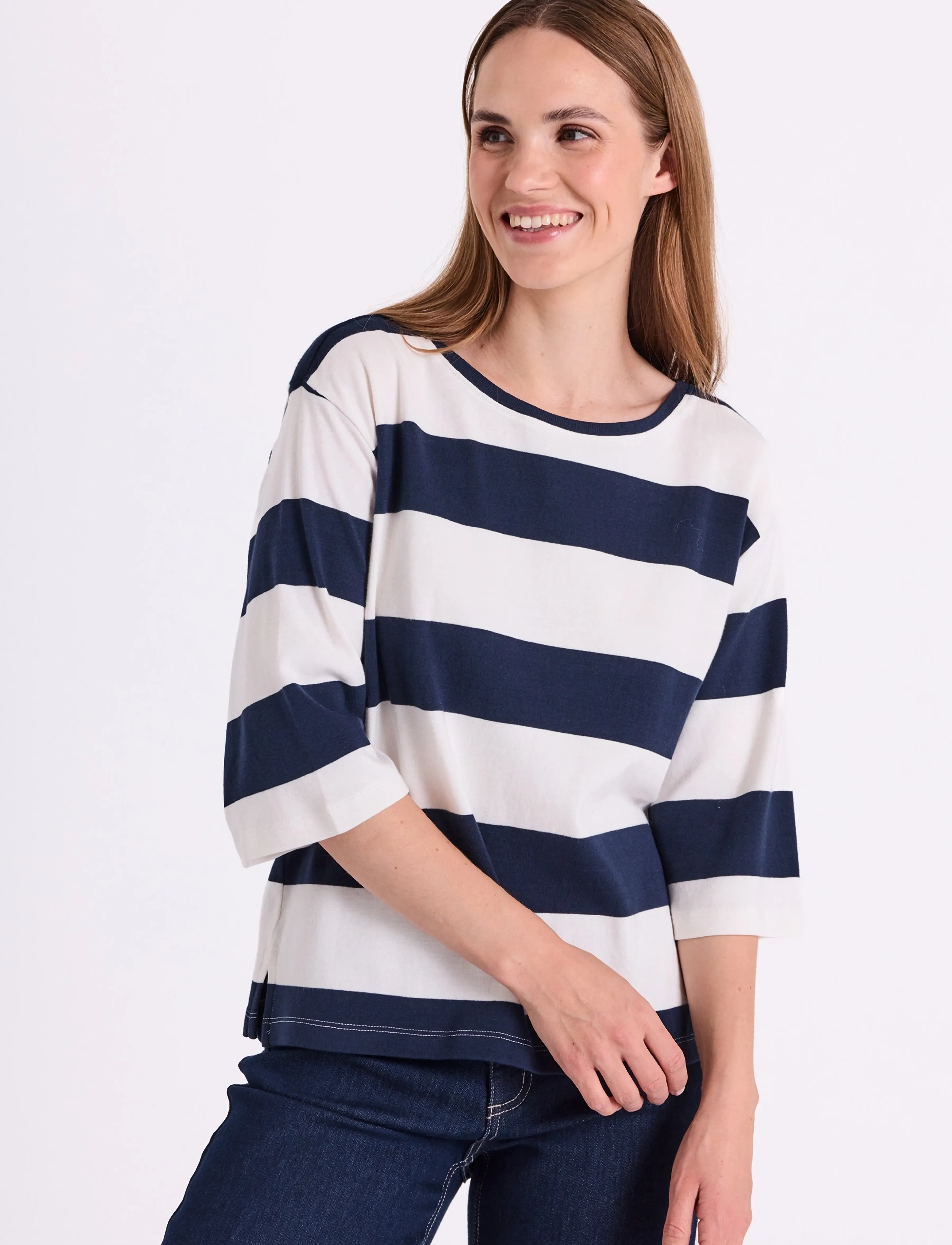 FREE/QUENT FQFAMILA-TEE - T-shirts - STAR OFF-WHITE W. NAVY BLAZER / navy