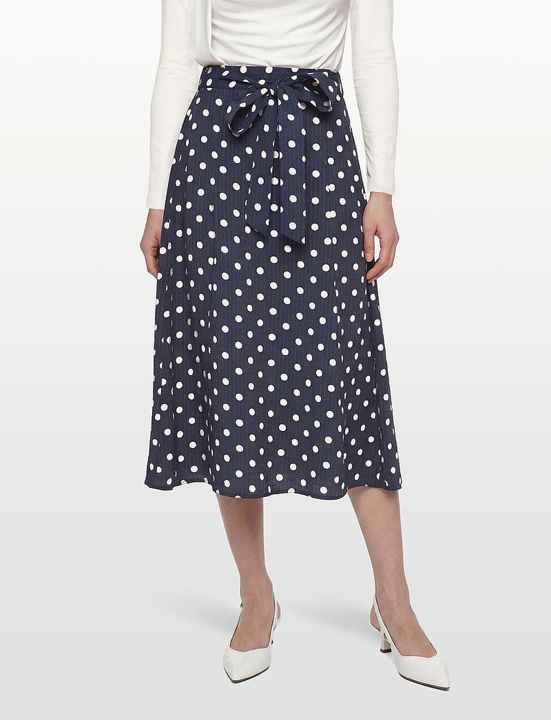 FREE/QUENT - FQALMA-SKIRT - midiseelikud - navy blazer w. moonbeam - 3