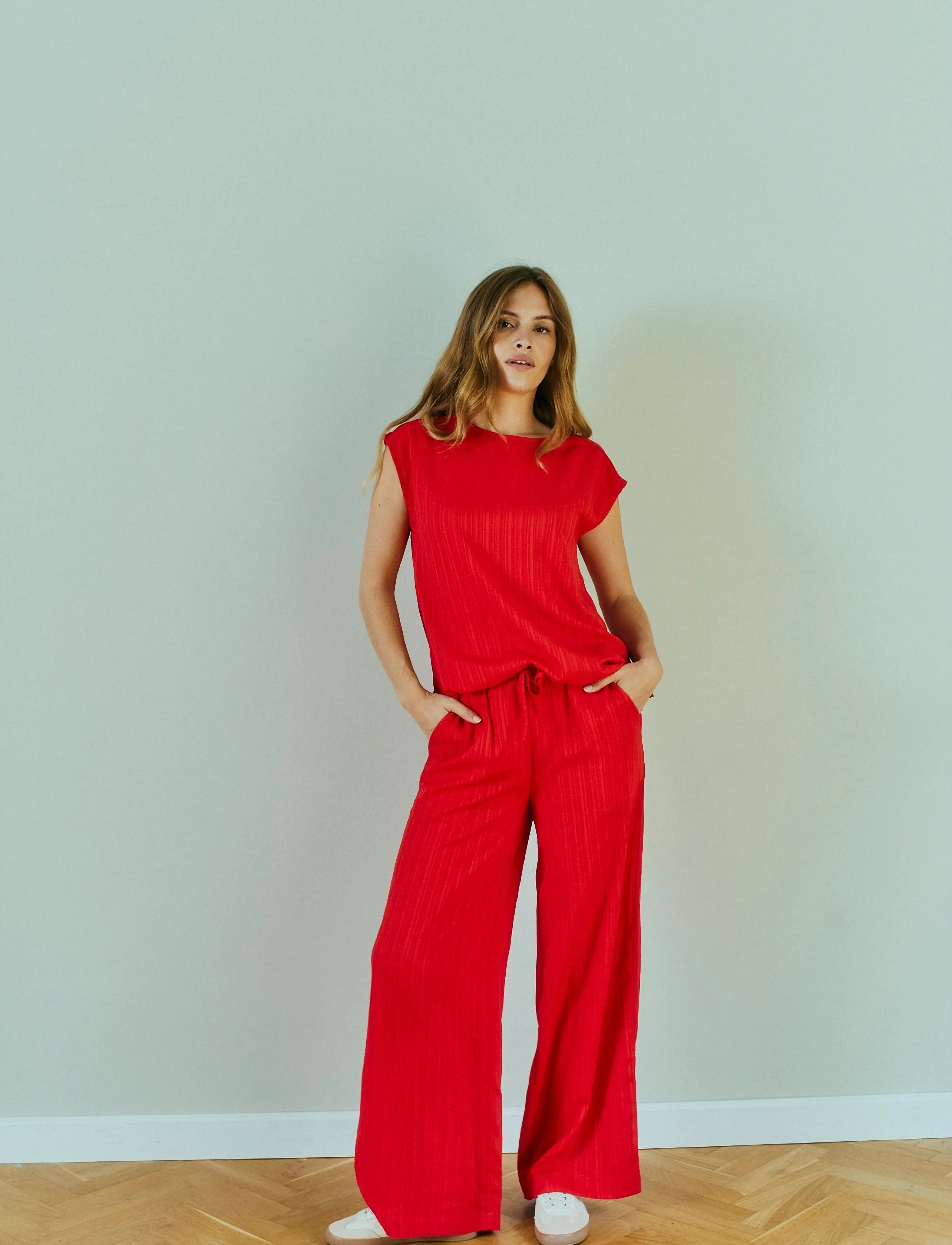 FREE/QUENT - FQGRSVALSE-BLOUSE - short-sleeved blouses - true red - 3
