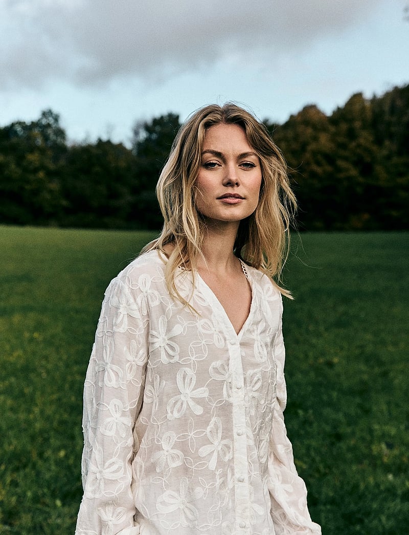 FREE/QUENT - FQRANDY-BLOUSE - langärmlige blusen - star off-white - 0