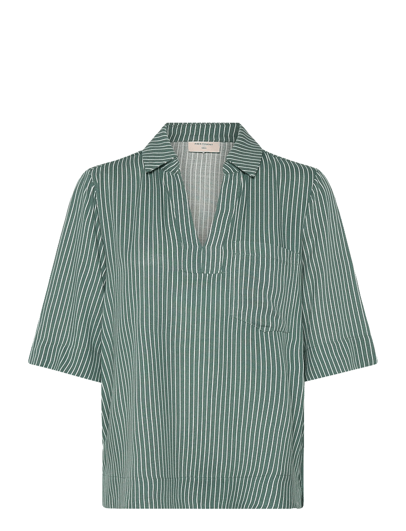 FREE/QUENT - FQSAVA-BLOUSE - bluzki z krótkim rękawem - dark forest w. star off-white - 1