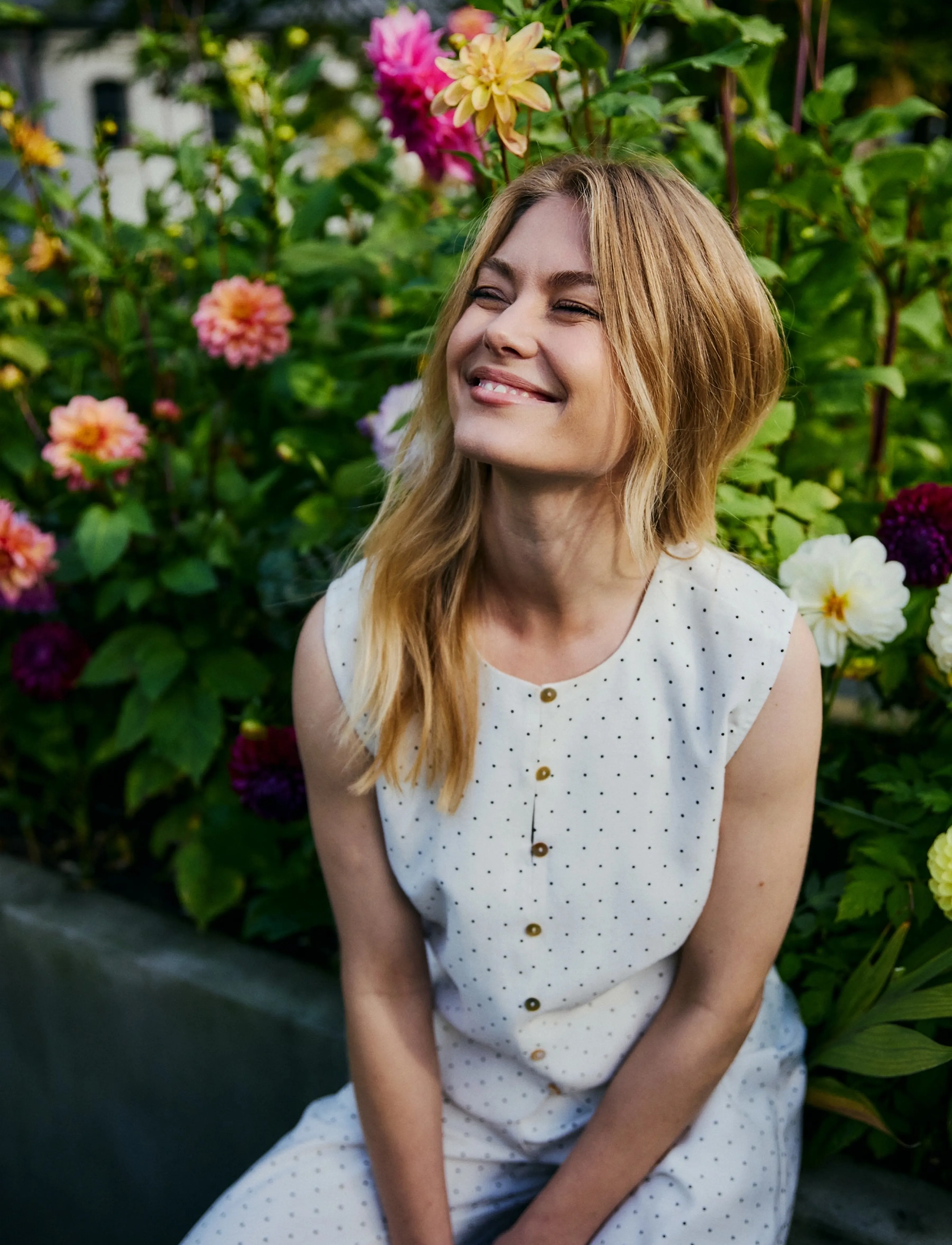 FREE/QUENT FQANYA-WAISTCOAT - T-shirts & Hauts - STAR OFF-WHITE W. BLACK / cream